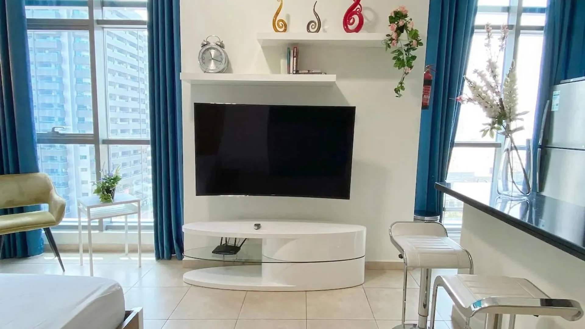 Cozy Studio At Marina Near Beach And Metro In Marina Z817 Dubai Apartment